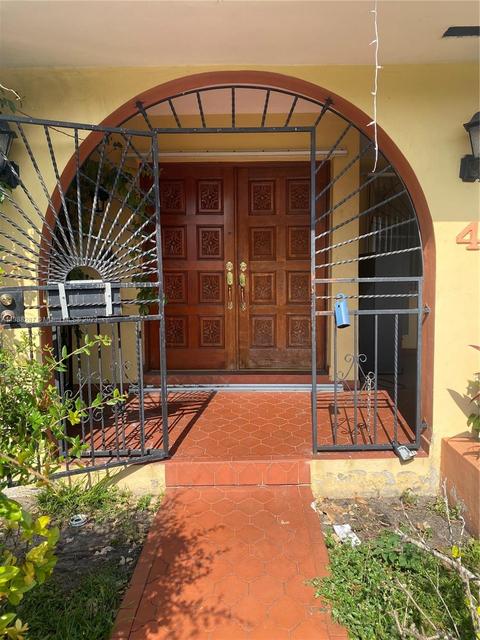 41 NW 59th Ct, Miami, FL 33126