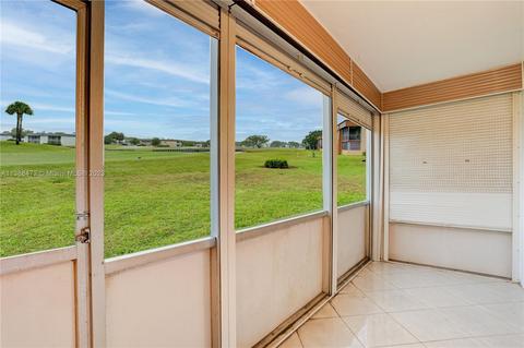 451 Flanders J #1, Delray Beach, FL 33484
