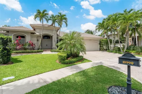 10990 Hawks Vista St, Plantation, FL 33324