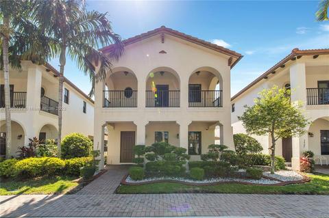 3927 NW 82nd Way, Hollywood, FL 33024