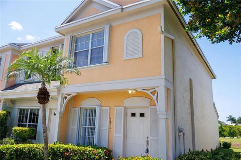 16741 Hemingway Dr, Weston, FL 33326