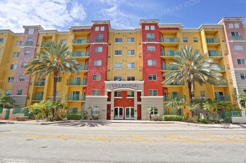 6001 SW 70th St #451, South Miami, FL 33143