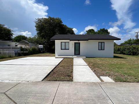 10351 SW 184th St, Cutler Bay, FL 33157