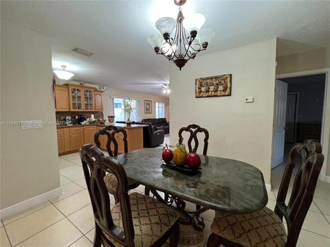 7840 W 5th Ct, Hialeah, FL 33014 photo 16