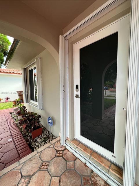 7840 W 5th Ct, Hialeah, FL 33014 photo 5