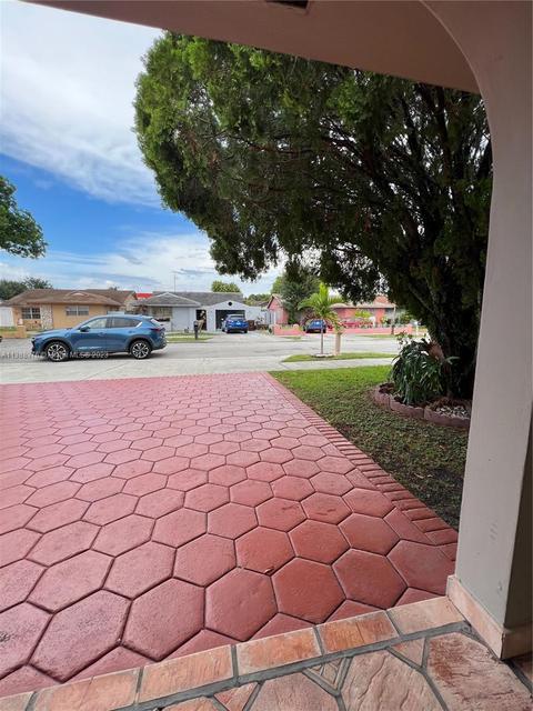 7840 W 5th Ct, Hialeah, FL 33014 photo 7
