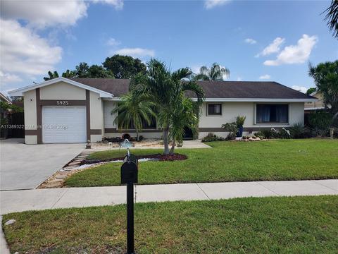 5925 NW 200th St, Hialeah, FL 33015
