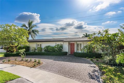 9461 SW 9th Ter, Miami, FL 33174