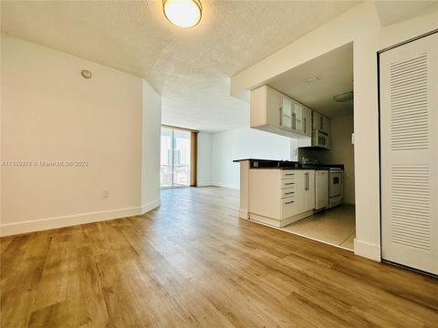 275 NE 18th St #1101, Miami, FL 33132