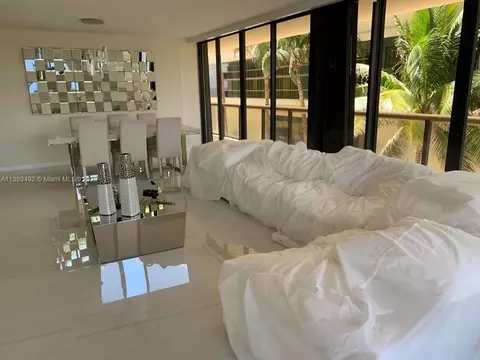 Undisclosed, Surfside, FL 33154