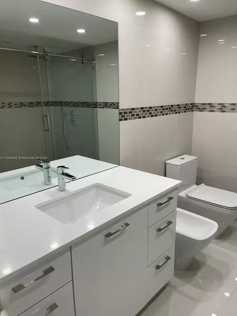 Undisclosed, Surfside, FL 33154 photo 16