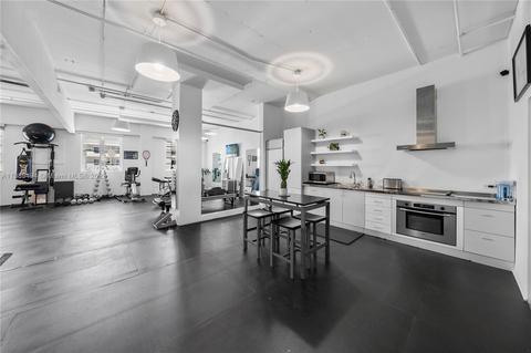 1560 Lenox Ave #305, Miami Beach, FL 33139
