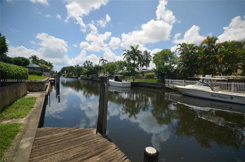 5860 SW 14th St, Plantation, FL 33317