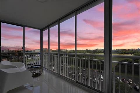 3800 Hillcrest Dr #701, Hollywood, FL 33021
