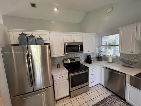 6159 Dimond St, Jupiter, FL 33458 photo 3