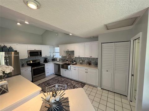 6159 Dimond St, Jupiter, FL 33458 photo 4