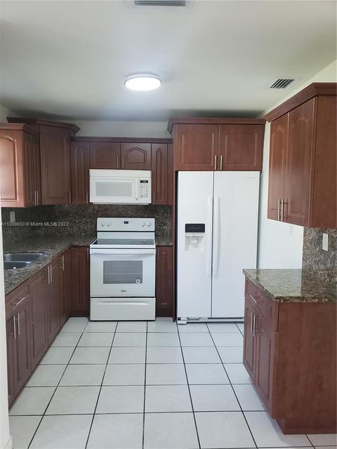 1845 W 64th St, Hialeah, FL 33012 photo 6