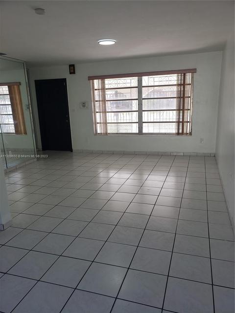 1845 W 64th St, Hialeah, FL 33012 photo 4