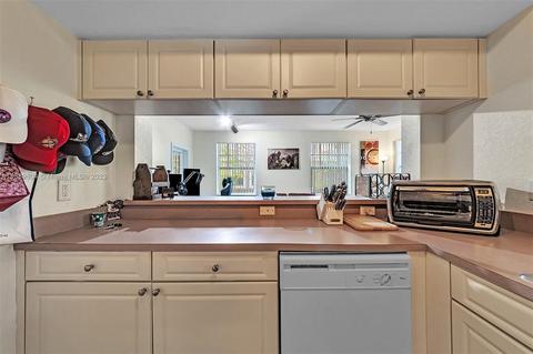 6590 W Sample Rd #6590, Coral Springs, FL 33067 photo 12