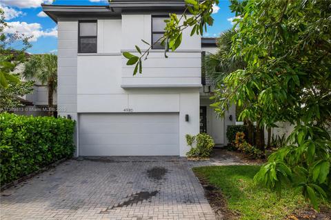 4980 Whispering Way, Davie, FL 33312