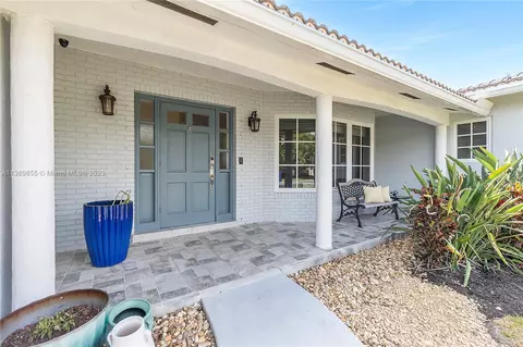 6550 NE 20th Way, Fort Lauderdale, FL 33308