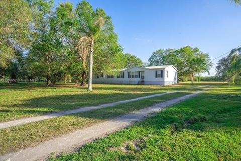 2425 Evans Rd, Labelle, FL 33935