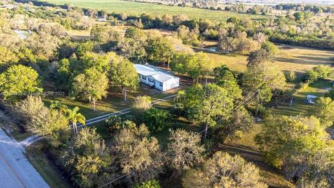 2425 Evans Rd, Labelle, FL 33935 photo 10