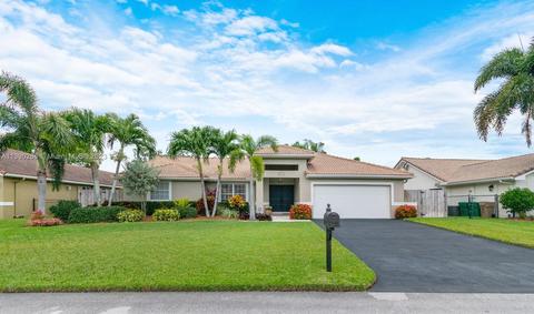 6331 Olde Moat Way, Davie, FL 33331
