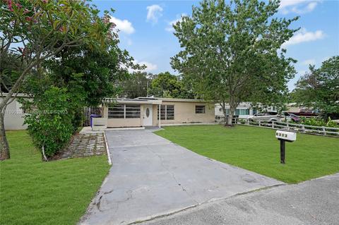 6313 Arthur St, Hollywood, FL 33024