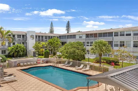 15600 NE 6th Ave #29A, Miami, FL 33162
