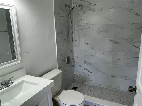 2852 W 75th St, Hialeah, FL 33018 photo 9