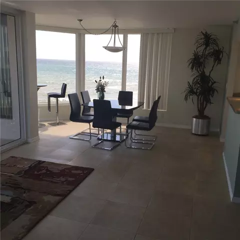 2852 W 75th St, Hialeah, FL 33018 photo 14