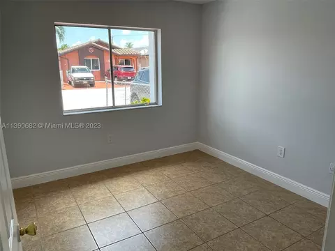 2852 W 75th St, Hialeah, FL 33018 photo 7