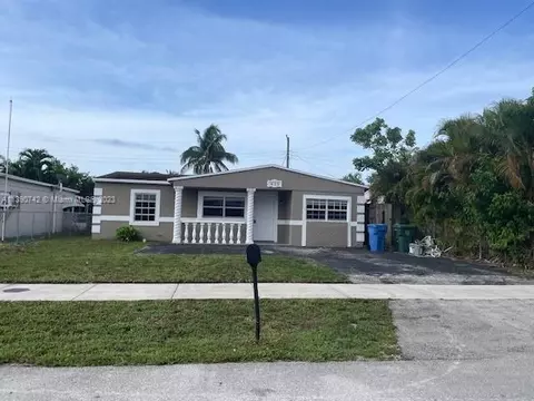 420 NW 52nd St, Oakland Park, FL 33309