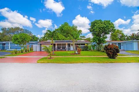 6461 NW 28th St, Sunrise, FL 33313