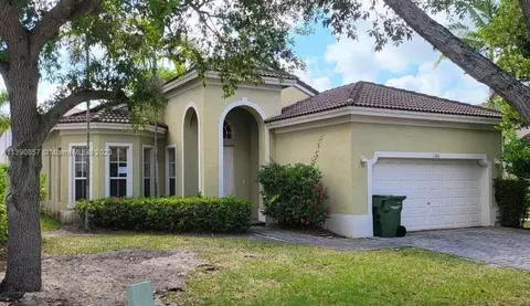 1186 NE 37th Pl, Homestead, FL 33033