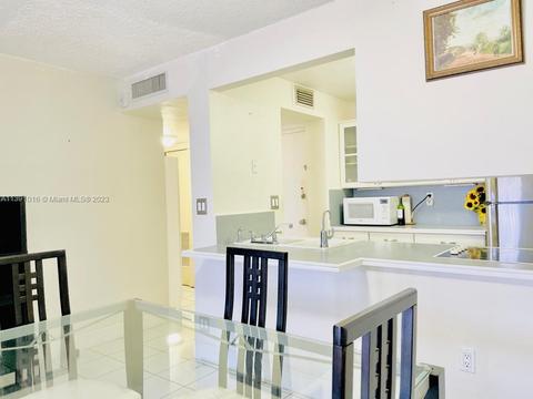 10700 SW 108th Ave #C410, Miami, FL 33176