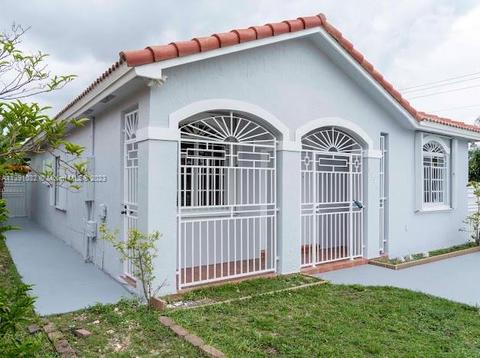 6994 W 5th Ave, Hialeah, FL 33014 photo 6