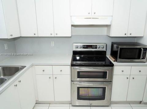 6994 W 5th Ave, Hialeah, FL 33014 photo 30