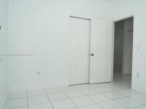6994 W 5th Ave, Hialeah, FL 33014 photo 15