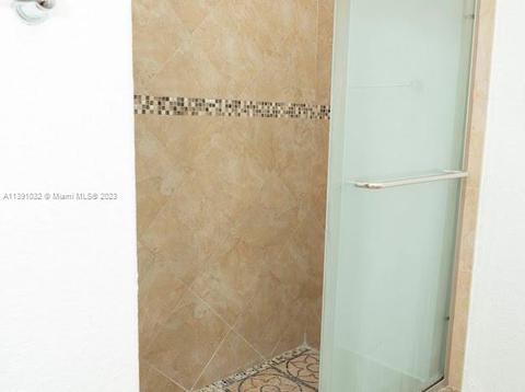 6994 W 5th Ave, Hialeah, FL 33014 photo 46