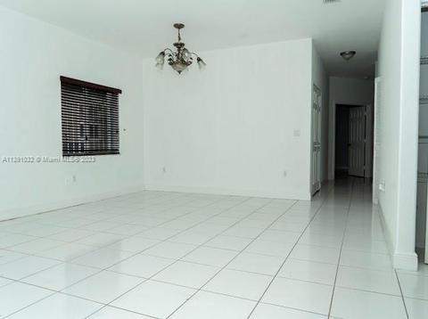 6994 W 5th Ave, Hialeah, FL 33014 photo 9