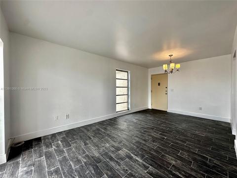 1051 SW 1st St #401, Miami, FL 33130