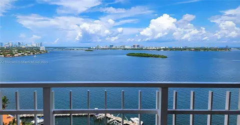 4000 Towerside Ter #2101, Miami, FL 33138