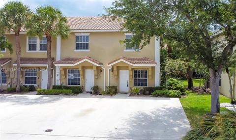 324 SW 120th Ave #324, Pembroke Pines, FL 33025