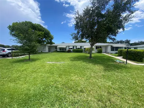 7352 W Oakridge Cir #35B, Lake Worth, FL 33462