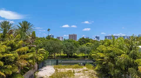 2464 Prairie Ave, Miami Beach, FL 33140