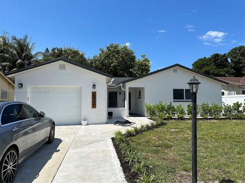 8949 SW 9 St, Boca Raton, FL 33433