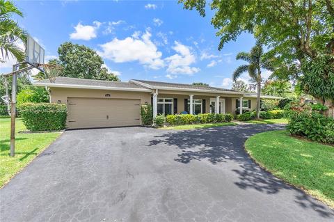 840 NW 74th Ave, Plantation, FL 33317