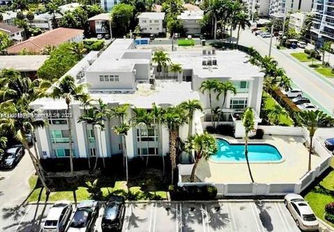 9971 W Bay Harbor Dr #205, Bay Harbor Islands, FL 33154